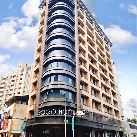 Gogo Hotel Taichung Exteriör bild