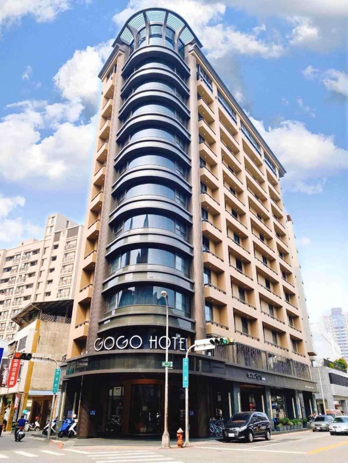 Gogo Hotel Taichung Exteriör bild